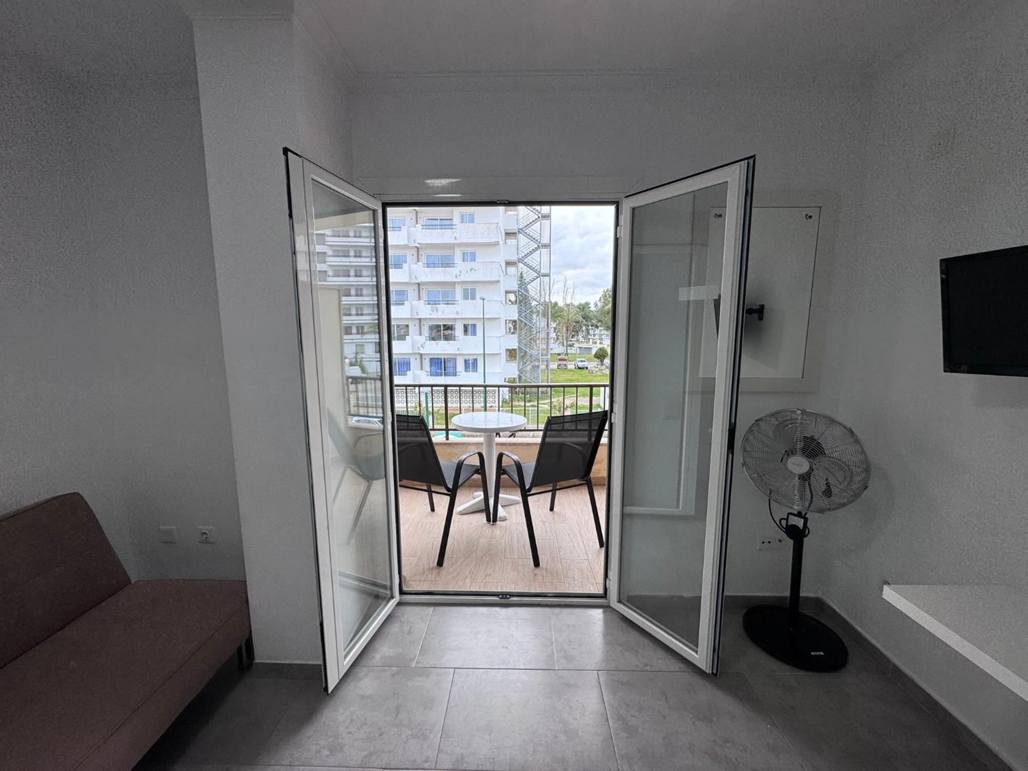 Alcudia Apartments 阿尔库迪亚港 外观 照片