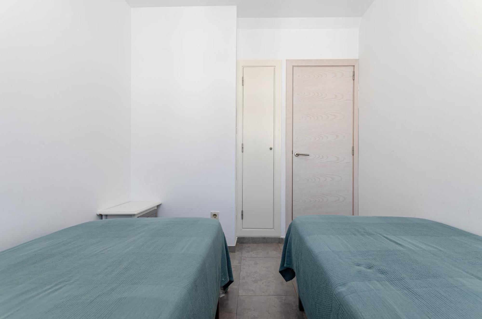 Alcudia Apartments 阿尔库迪亚港 外观 照片