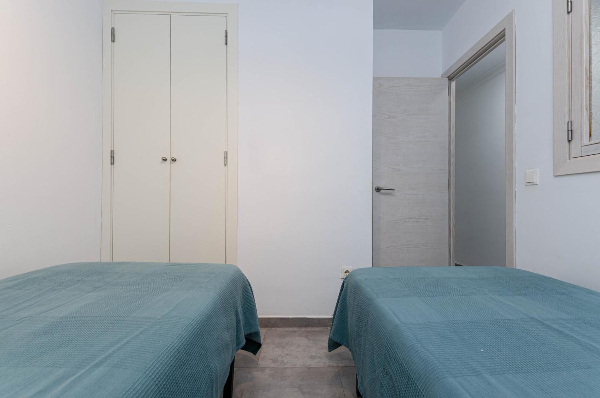 Alcudia Apartments 阿尔库迪亚港 外观 照片
