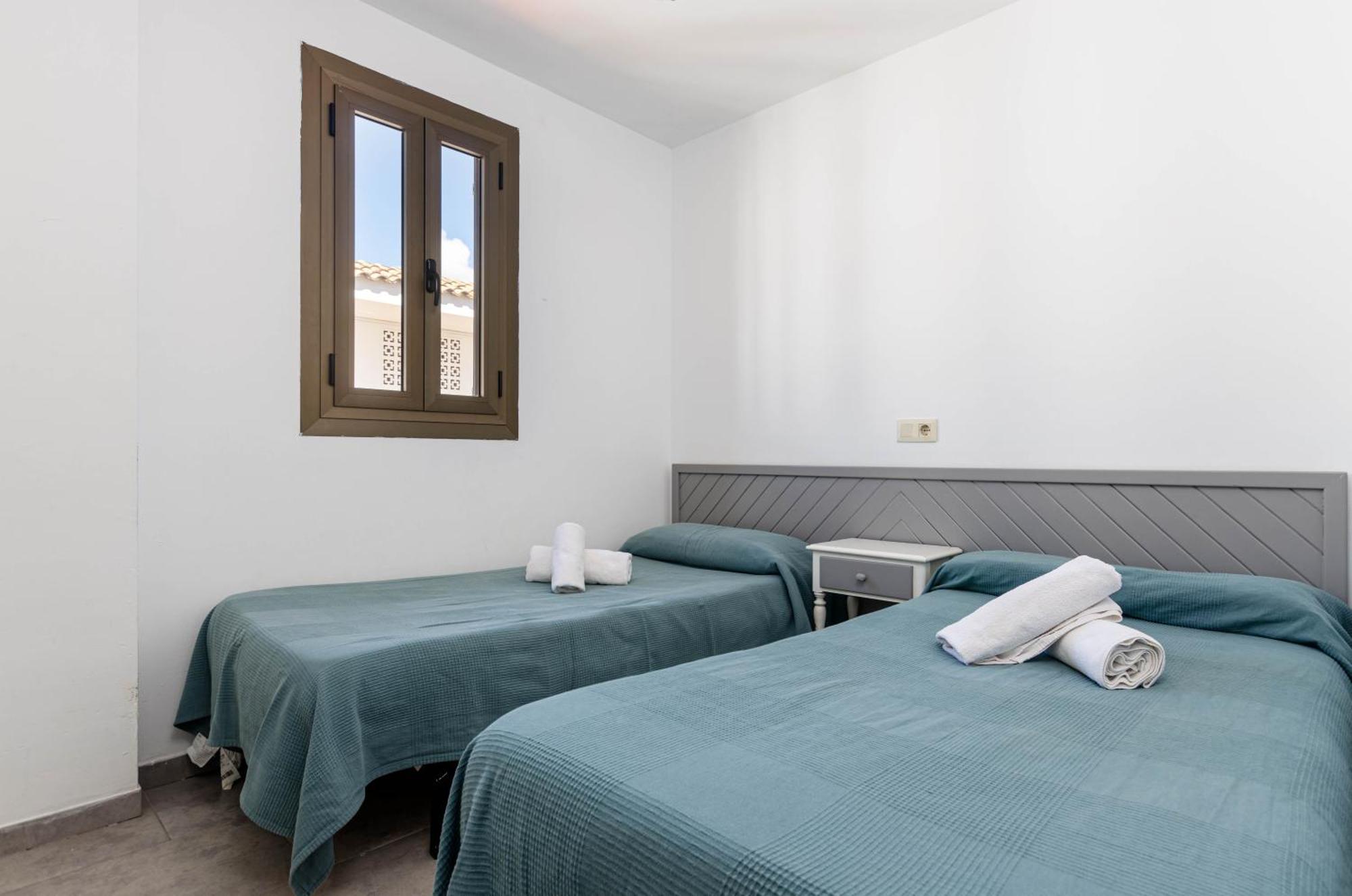 Alcudia Apartments 阿尔库迪亚港 外观 照片