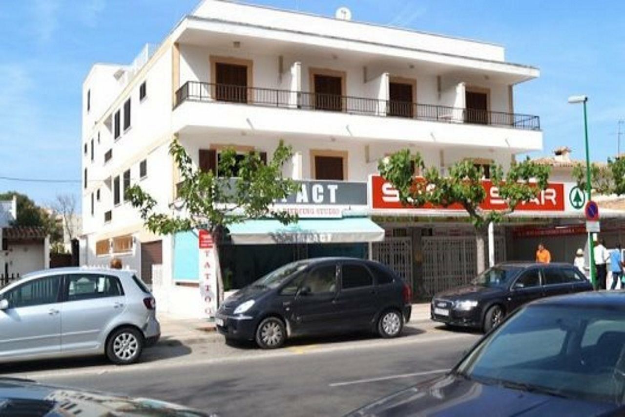 Alcudia Apartments 阿尔库迪亚港 外观 照片