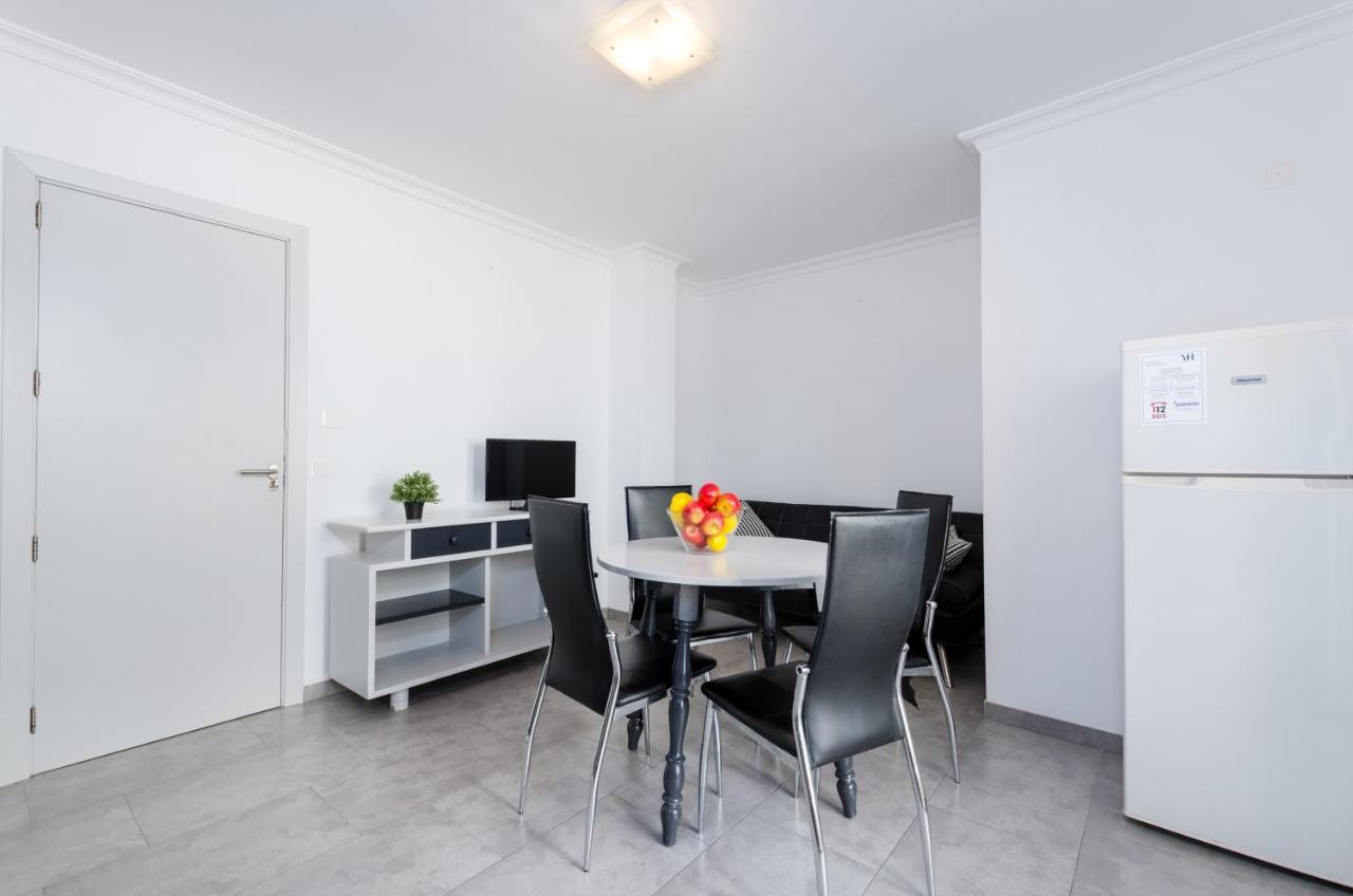 Alcudia Apartments 阿尔库迪亚港 外观 照片